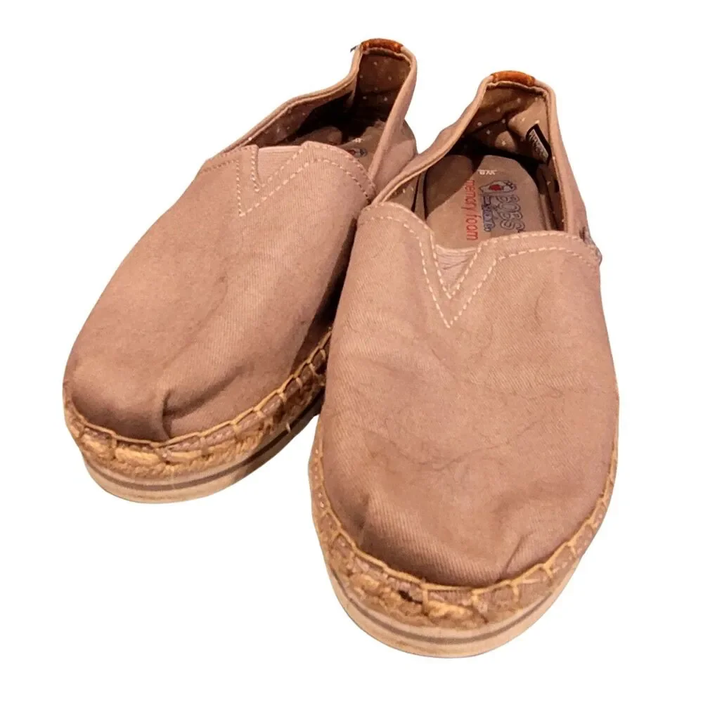 Bob's Canvas Slip Ons Memory Foam Insole by Skecher's Size 8 Flexpadrille LO